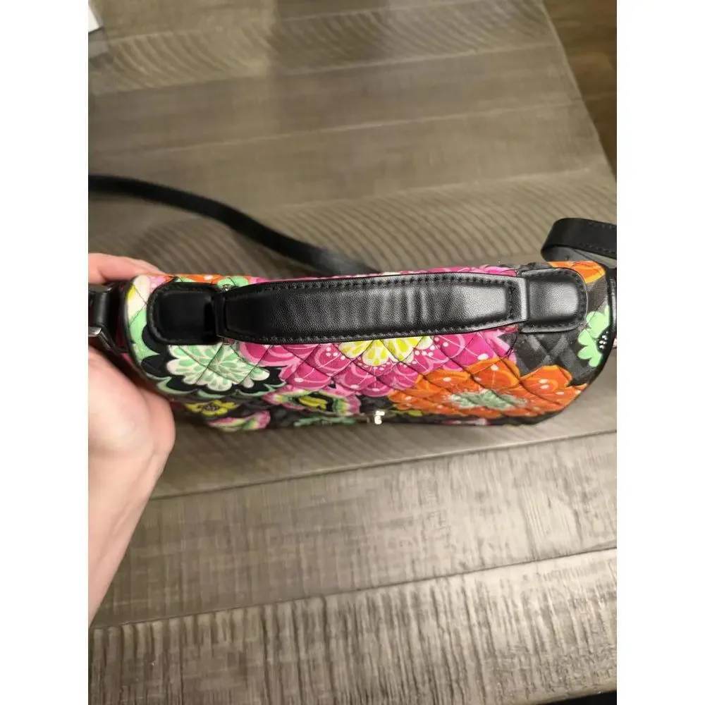 Vera Bradley Turnlock Crossbody Bag in Ziggy Zinnia pattern - Picture 5 of 13